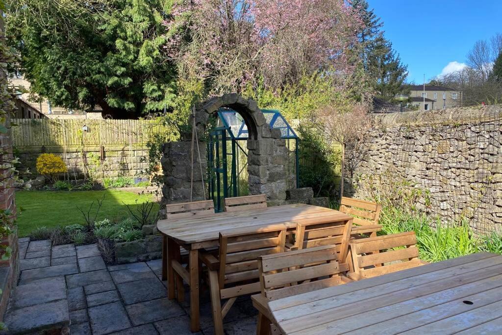 Lynwood - Victorian Home In The Peak District 베이크웰 외부 사진